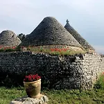 Borgo Trulli 1789 3*