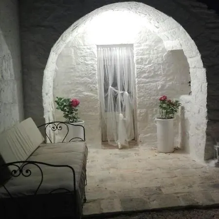 Bed & Breakfast Borgo Trulli 1789 4*