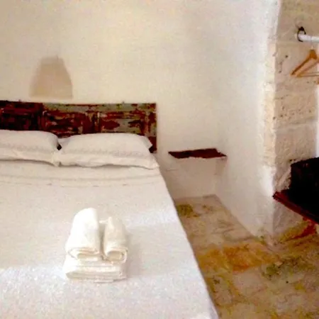 Borgo Trulli 1789 ベッド・アンド・ブレックファスト オストゥーニ