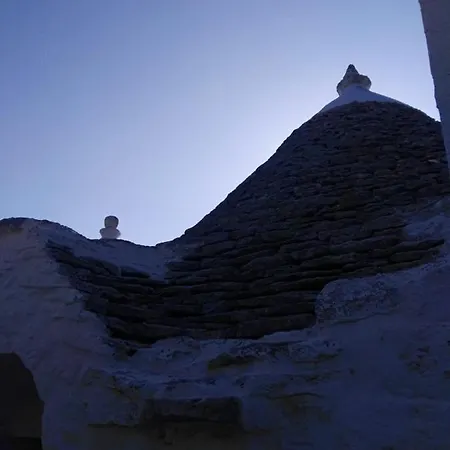 Frühstückspension Borgo Trulli 1789 3*
