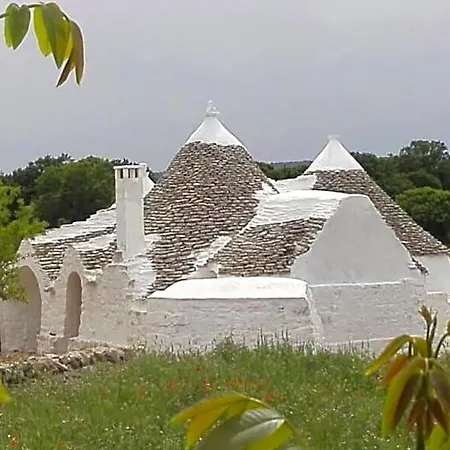 Borgo Trulli 1789 3*